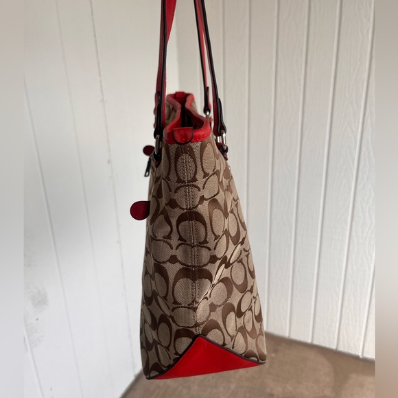 Coach City Tote Bag - Red - Picture 4 of 6